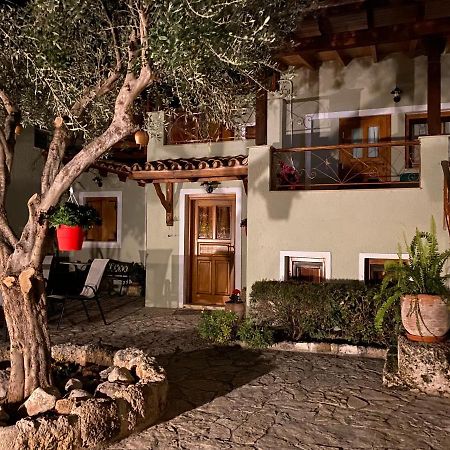 Отель Pegasus House Corinth Экстерьер фото