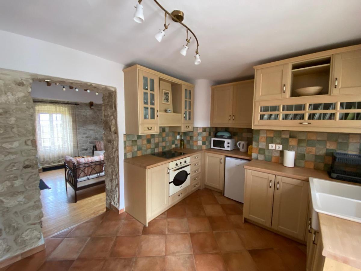 Отель Pegasus House Corinth Экстерьер фото